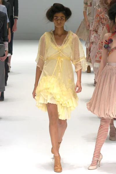 Look 22